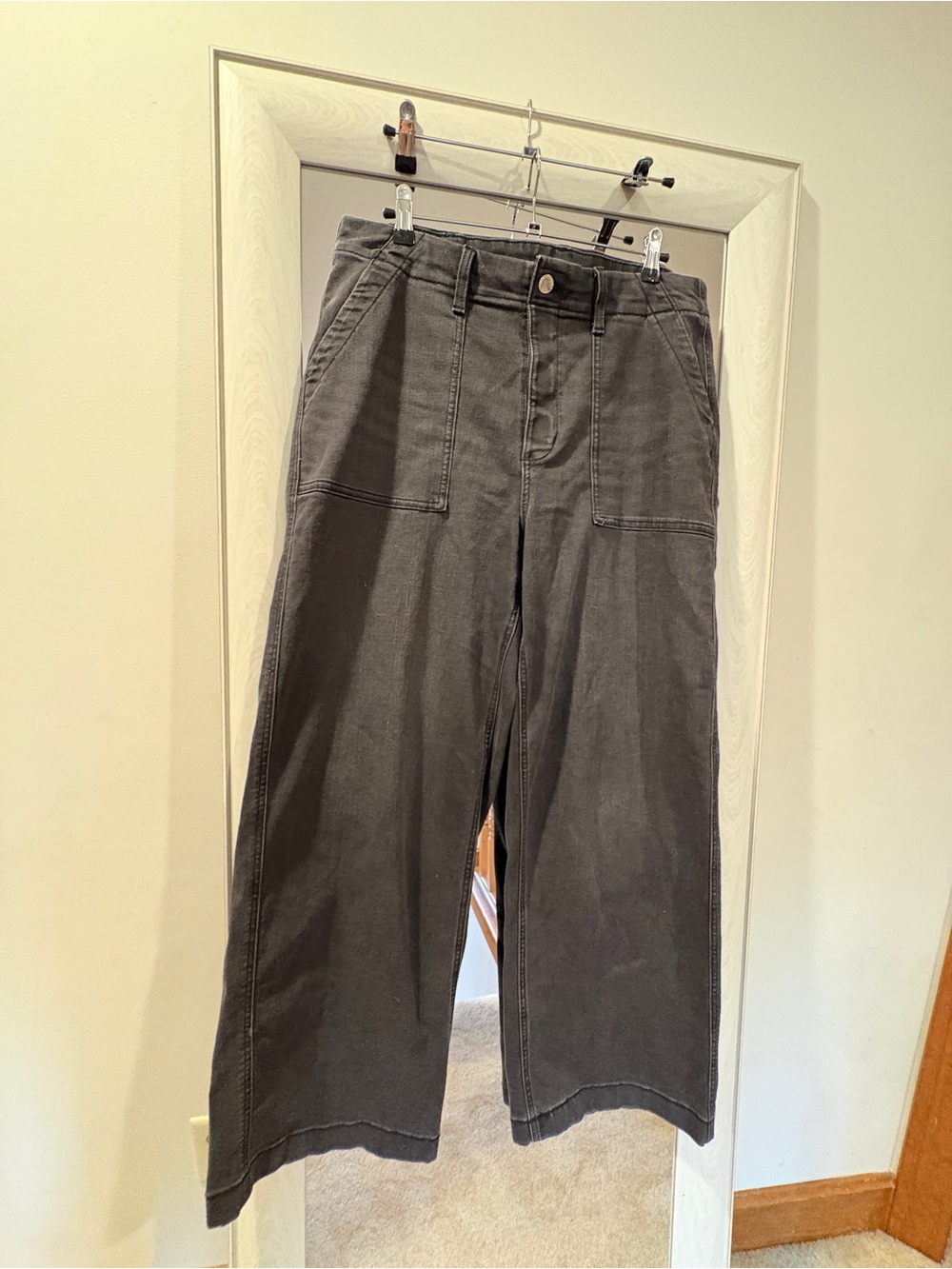 Sonoma Women’s Wide-Leg Jeans in Charcoal